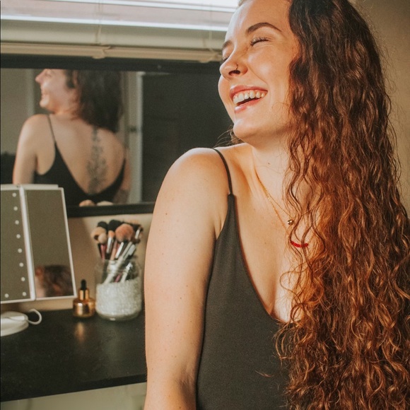 Meet your Posher, Brittany - Picture 1 of 2